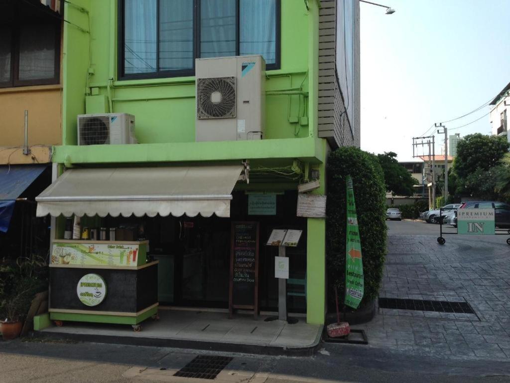 Ipremium Sukhumvit 81 Hotel Bangkok Exterior foto