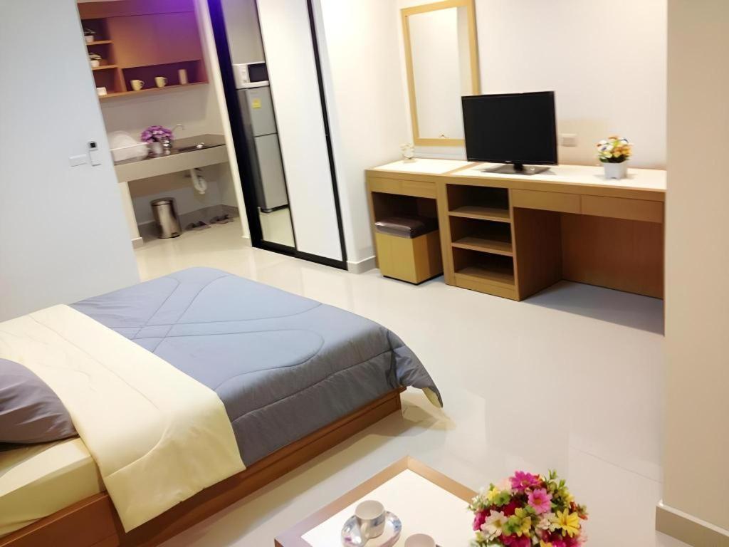 Ipremium Sukhumvit 81 Hotel Bangkok Exterior foto
