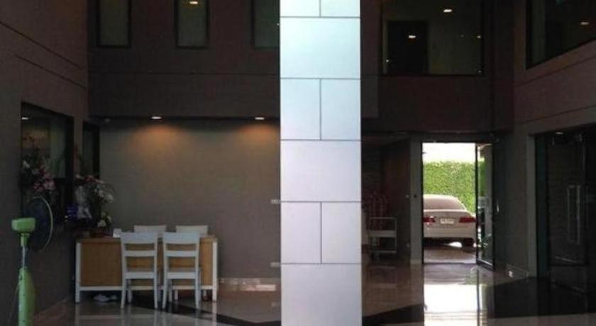 Ipremium Sukhumvit 81 Hotel Bangkok Exterior foto